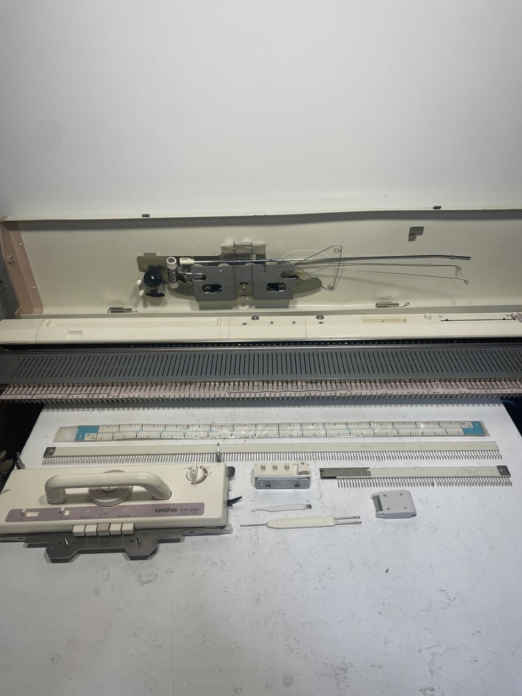 Brother Chunky Knitting Machine KH260