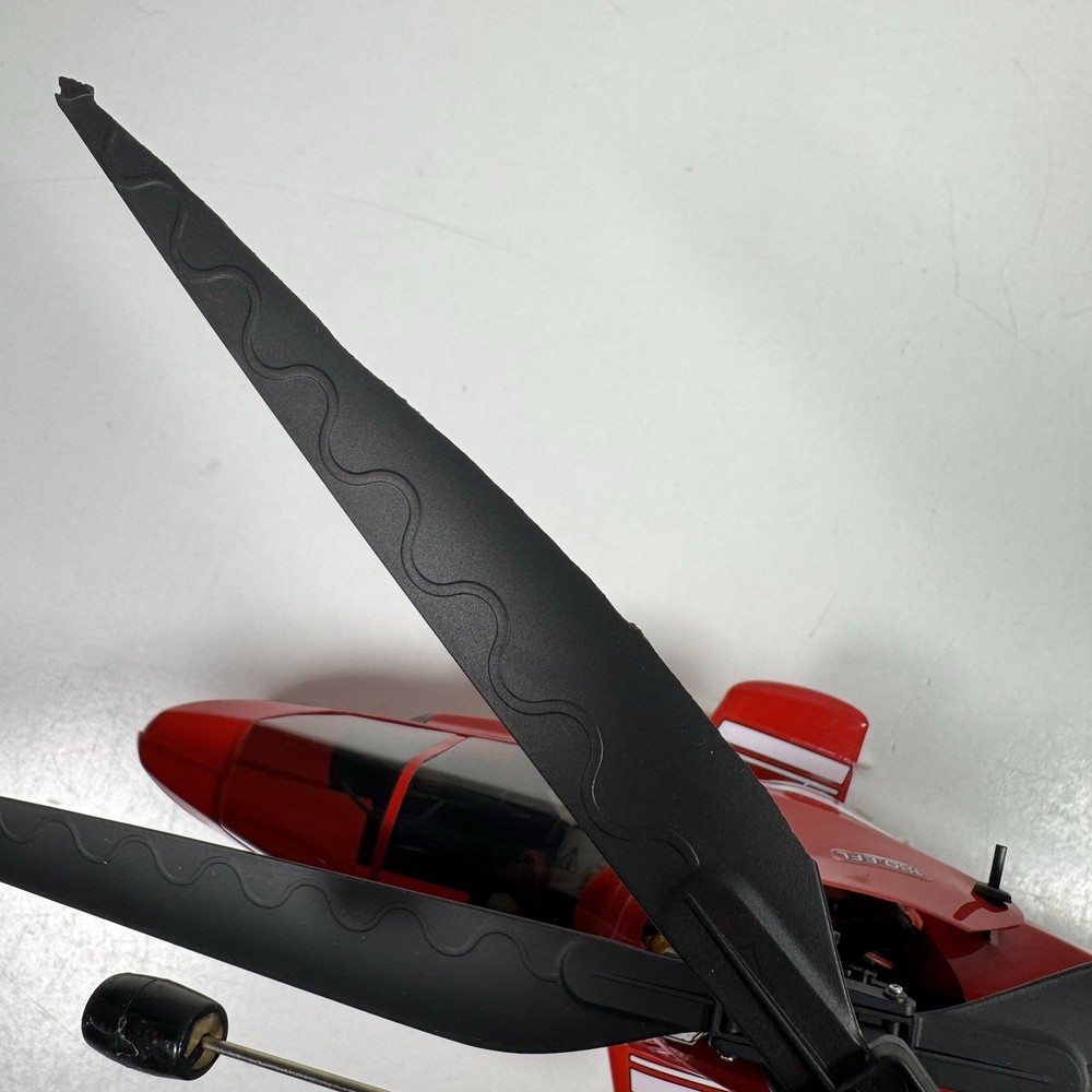 E-FLITE Blade CX2 R/C Remote Control Heli Helicopter Broken Blade