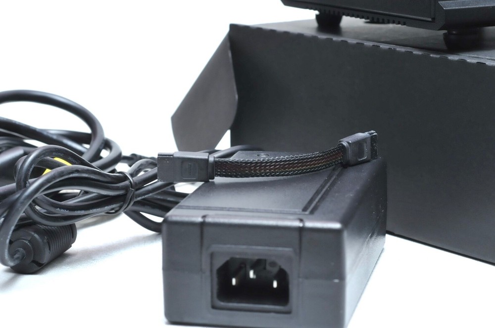 RED STATION BASE W/ AC POWER ADAPTER