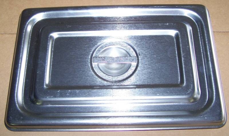 Polar Ware SS Lid 1002-2 10-1/2" x 7"
