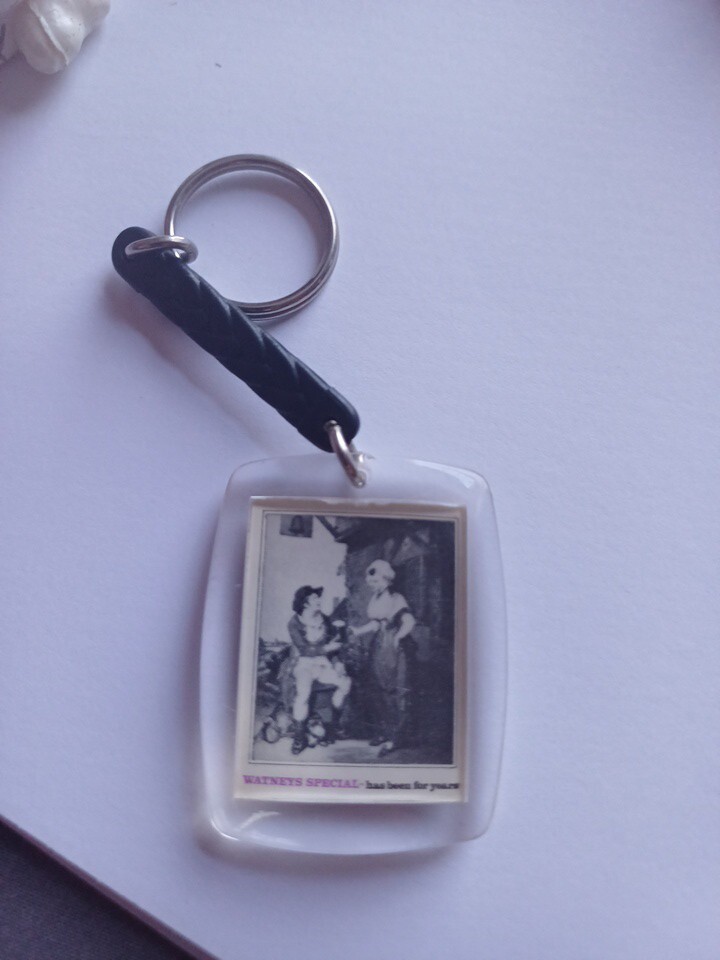 WATNEYS ~ Special Bitter ~ KEYRING