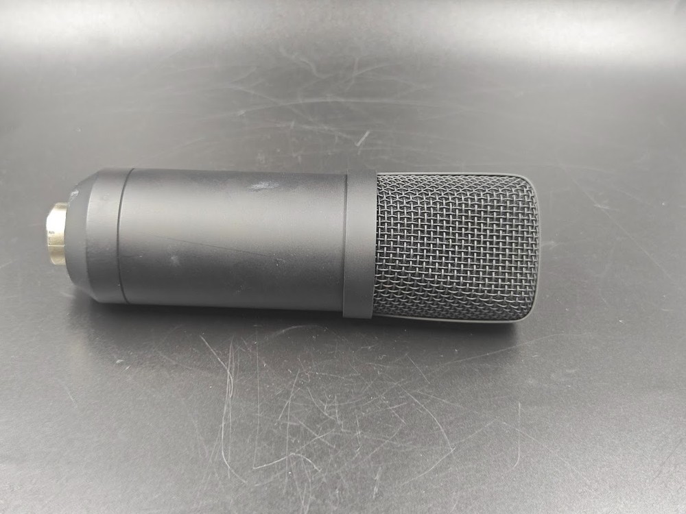 Svive Hydra XLR Studio Microphone Black Used Working