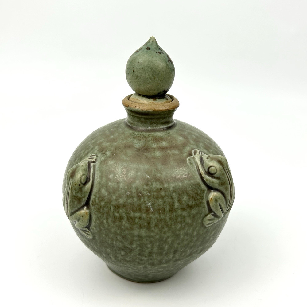 Small Celadon Green Studio Art Pottery Jar Tree Frogs Gorgeous