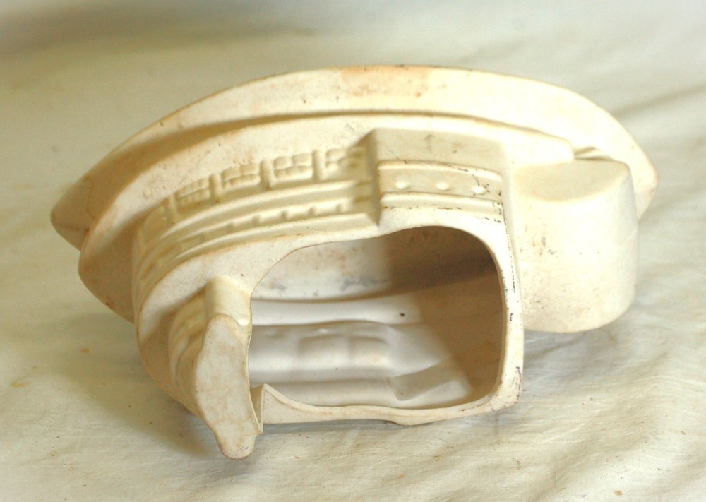 Steamboat Bisque Planter