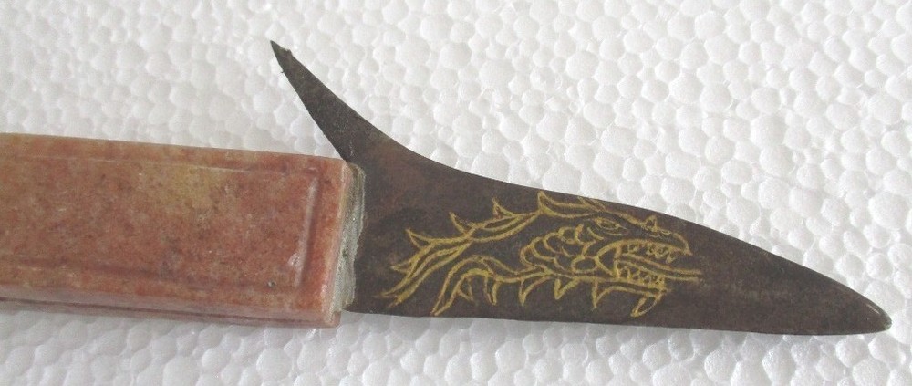 VINTAGE UNUSUAL KNIFE PAINTED BLADE , STONE HANDLE