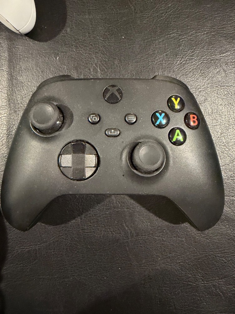 Microsoft Xbox Series X 1TB - Black - W/ two controllers & turtle beach headset