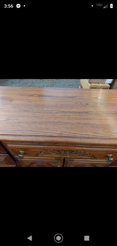 Vtg Solid Oak 8-piece Queen bedroom set Rustic style with Custom Glass tops