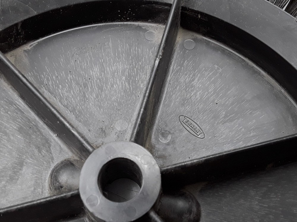 Tennant Brush 384475