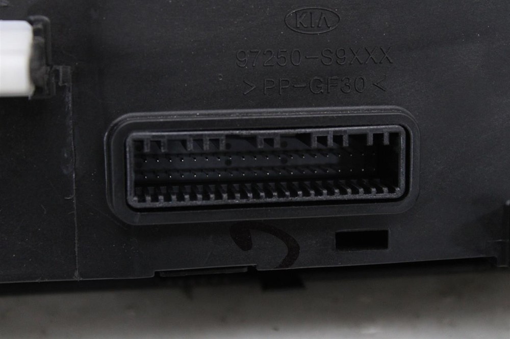 Used A/C Selector Switch fits: 2022 Kia Telluride front automatic temperature co