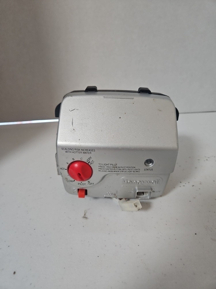 TESTED🔥🔥 Genuine Honeywell Water Heater Gas Valve WV8840A1001