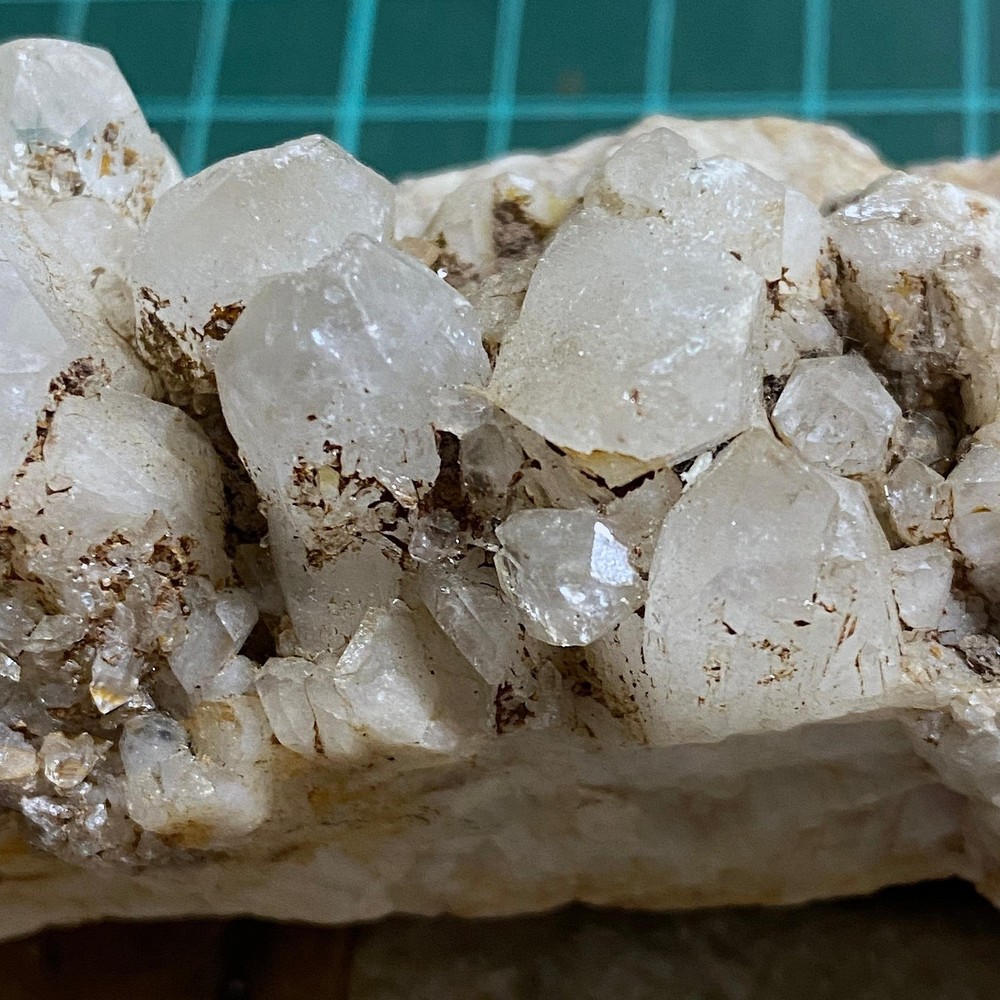 QUARTZ ASSEMBLAGE - VIRTUOUS LADY MINE, BUCKLAND MONOCHORUM, DEVON, ENGLANF 250g