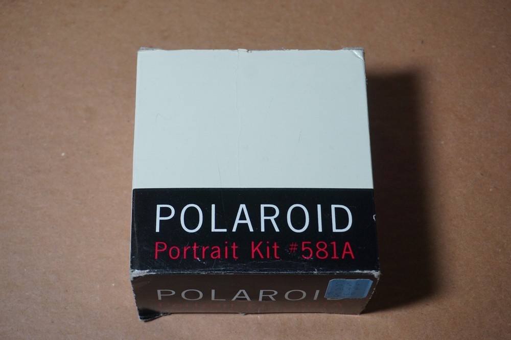 Polaroid PORTRAIT KIT # 581 w/ CASE