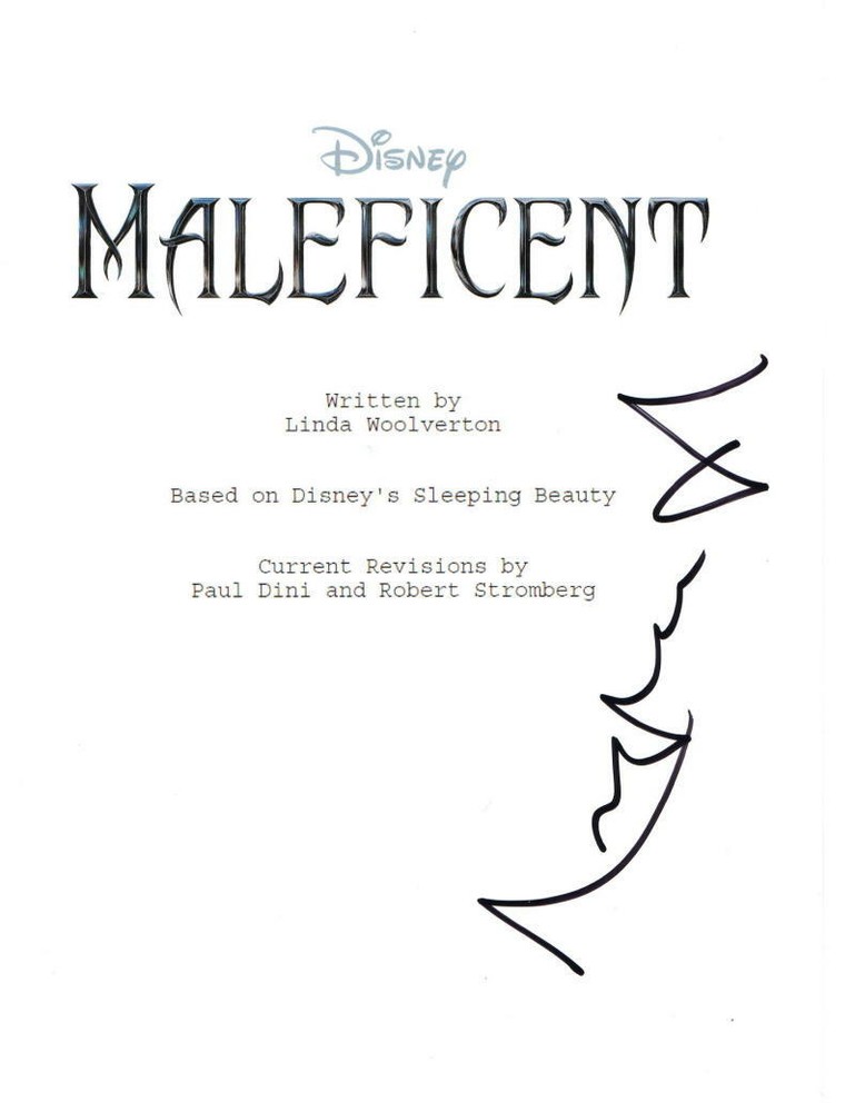 ANGELINA JOLIE SIGNED MALEFICENT FULL SCRIPT AUTHENTIC AUTOGRAPH COA
