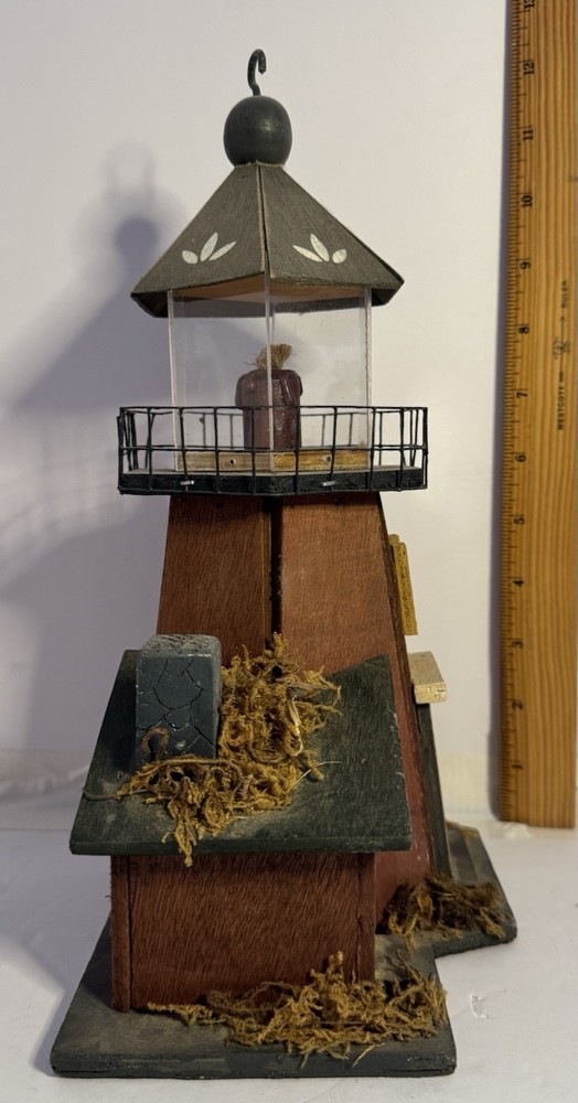 11” Decorative Birdhouse Lighthouse - Preowned
