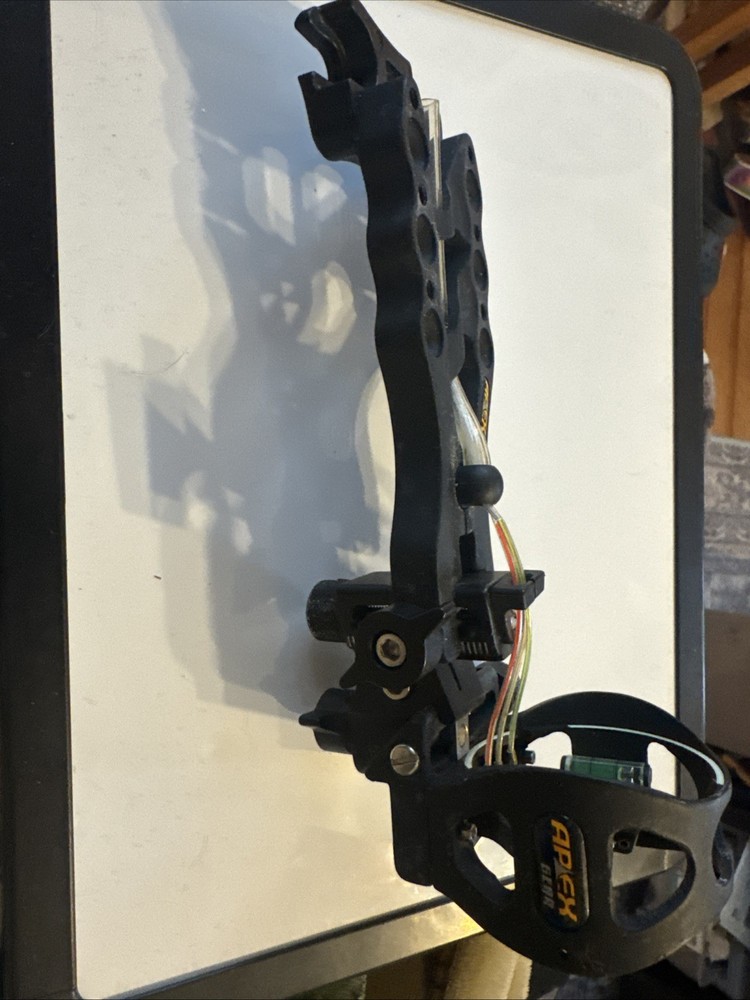 Apex Gear Bow Site