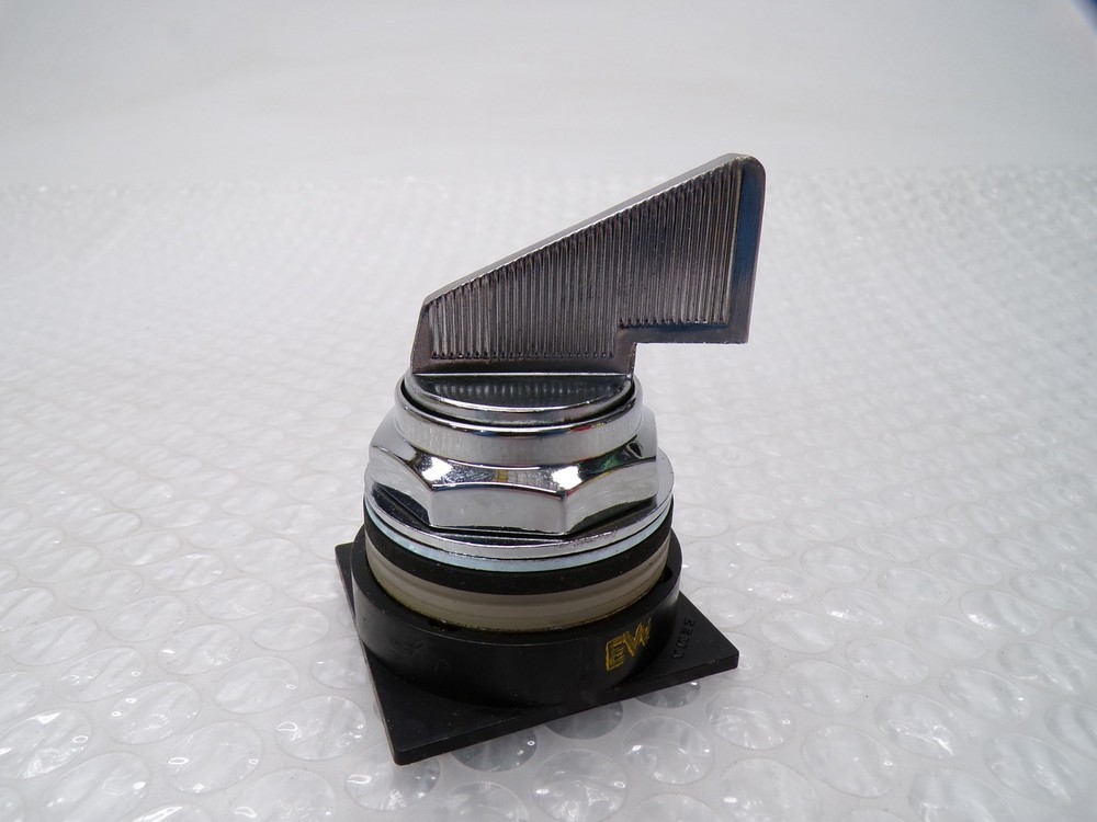 GENERAL ELECTRIC CR104PSM47 SELECTOR SWITCH NSMP