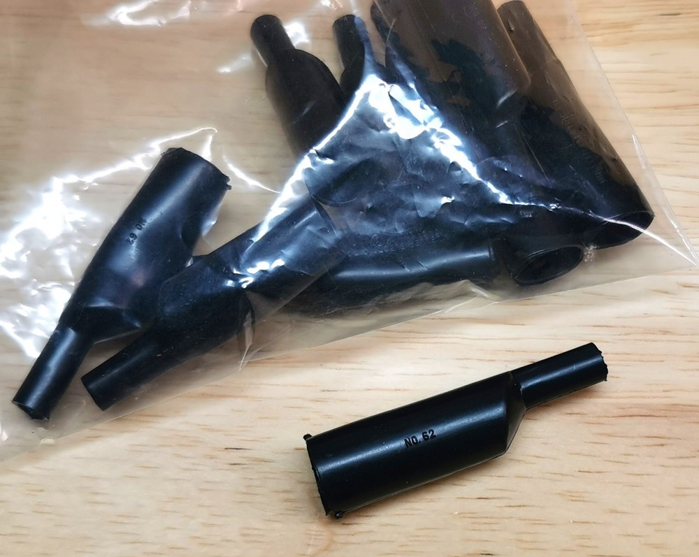 #62 BLACK MUELLER Test Clip Insulator Boot 11 PCS