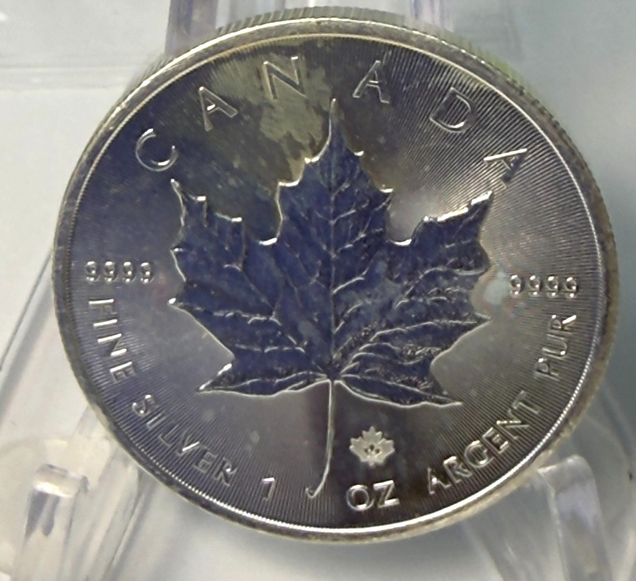 1 oz 9999 Fine Silver - 2014 Canada $5 Maple Leaf