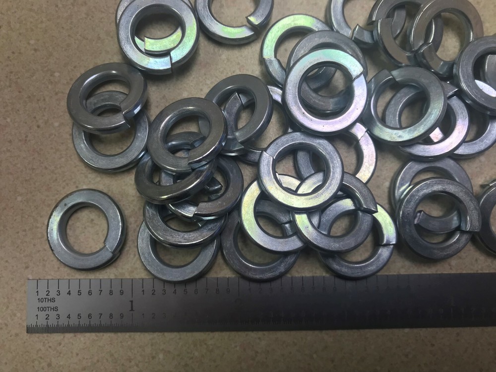 3/8" BOLT SIZE SPLIT LOCK WASHER ZINC PLATED - 100PC