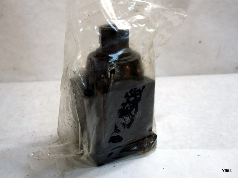 250-000 Wedge Type Quick Change Tool Post Holder NO HANDLE