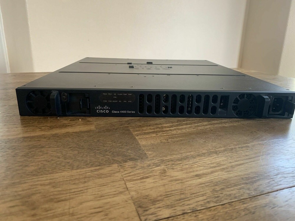 Cisco ISR4431-V/K9 UC Bundle,UC License. VOICE BUNDLE