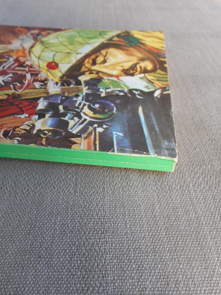AVISO 8 Pocket Editions In Good Condition