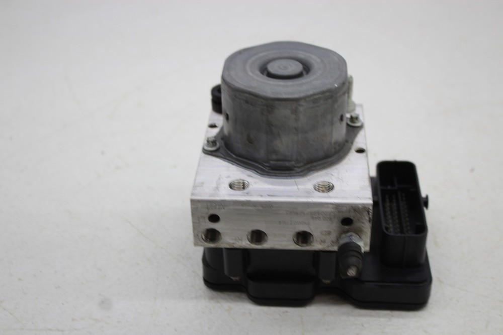 22 CAN-AM SPYDER ROADSTER F3 ABS PUMP UNIT MODULE