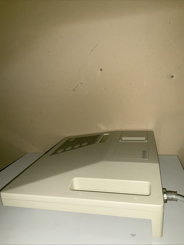 Burdick EK10 EKG Machine