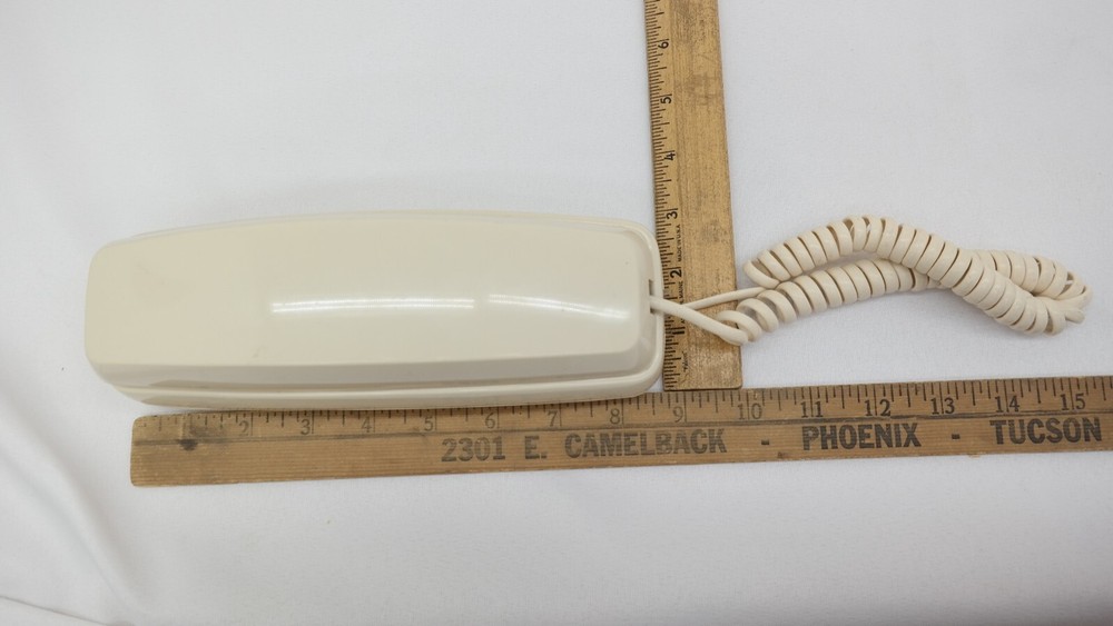 Vintage Trimline Desk/Wall Mount Push Button Telephone TF