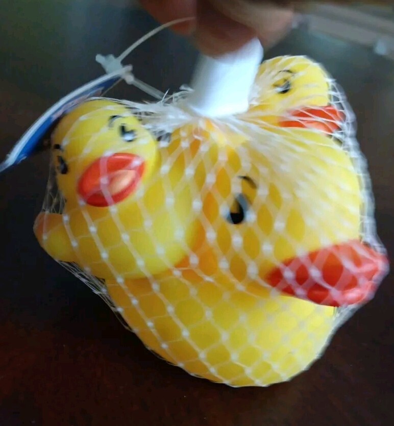 Baby King 3 Squeeze Ducks