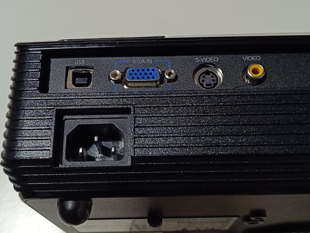 *** Acer DLP Projector X110P ***
