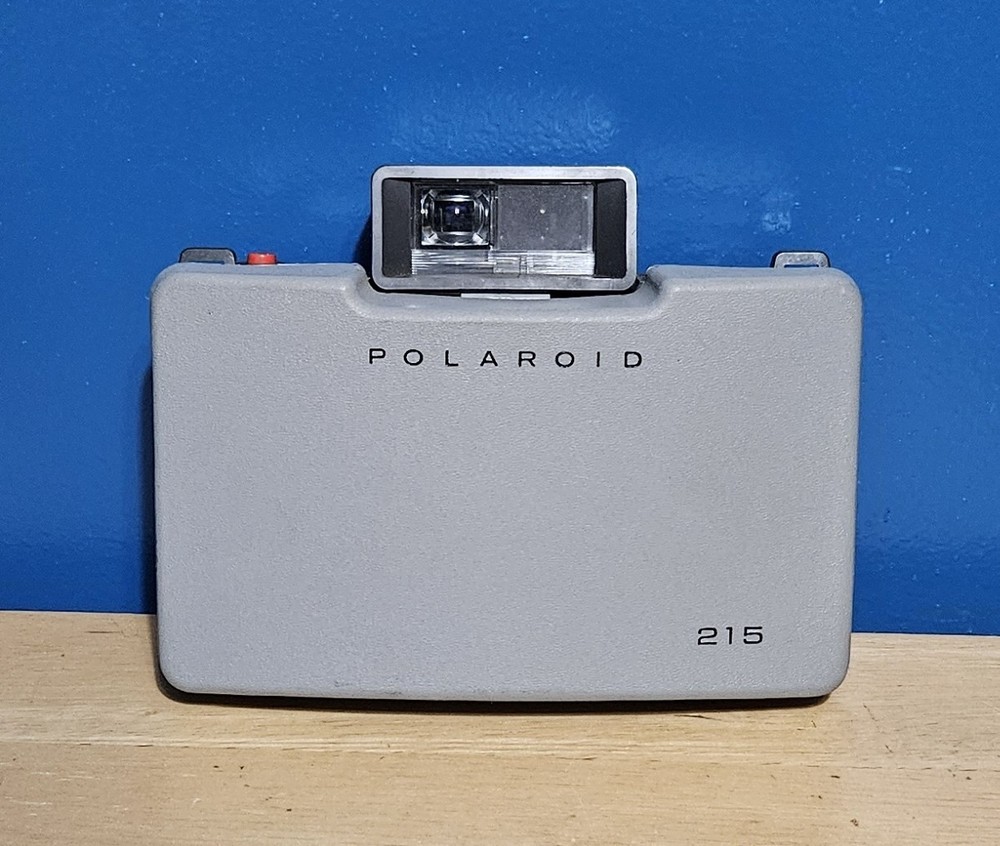 Vintage Polaroid Automatic 215 Land Camera