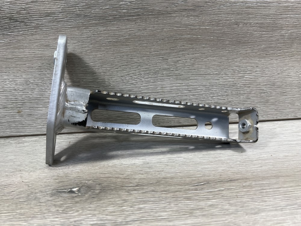 2006 polaris outlaw 500 OEM LEFT FOOT REST PEG STEP