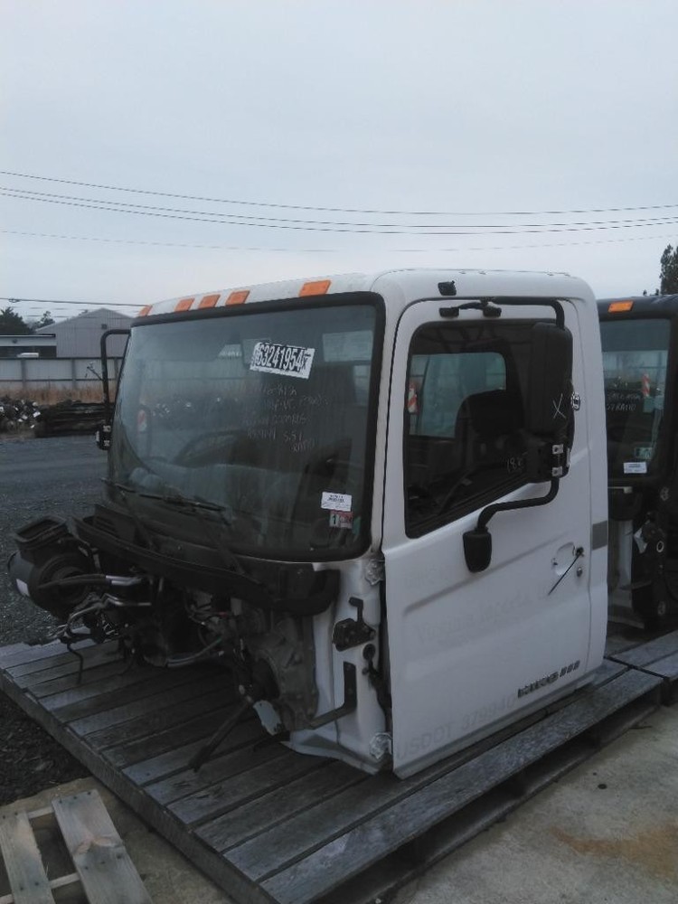 Replaces 2014 HINO 268 CAB ,  MD