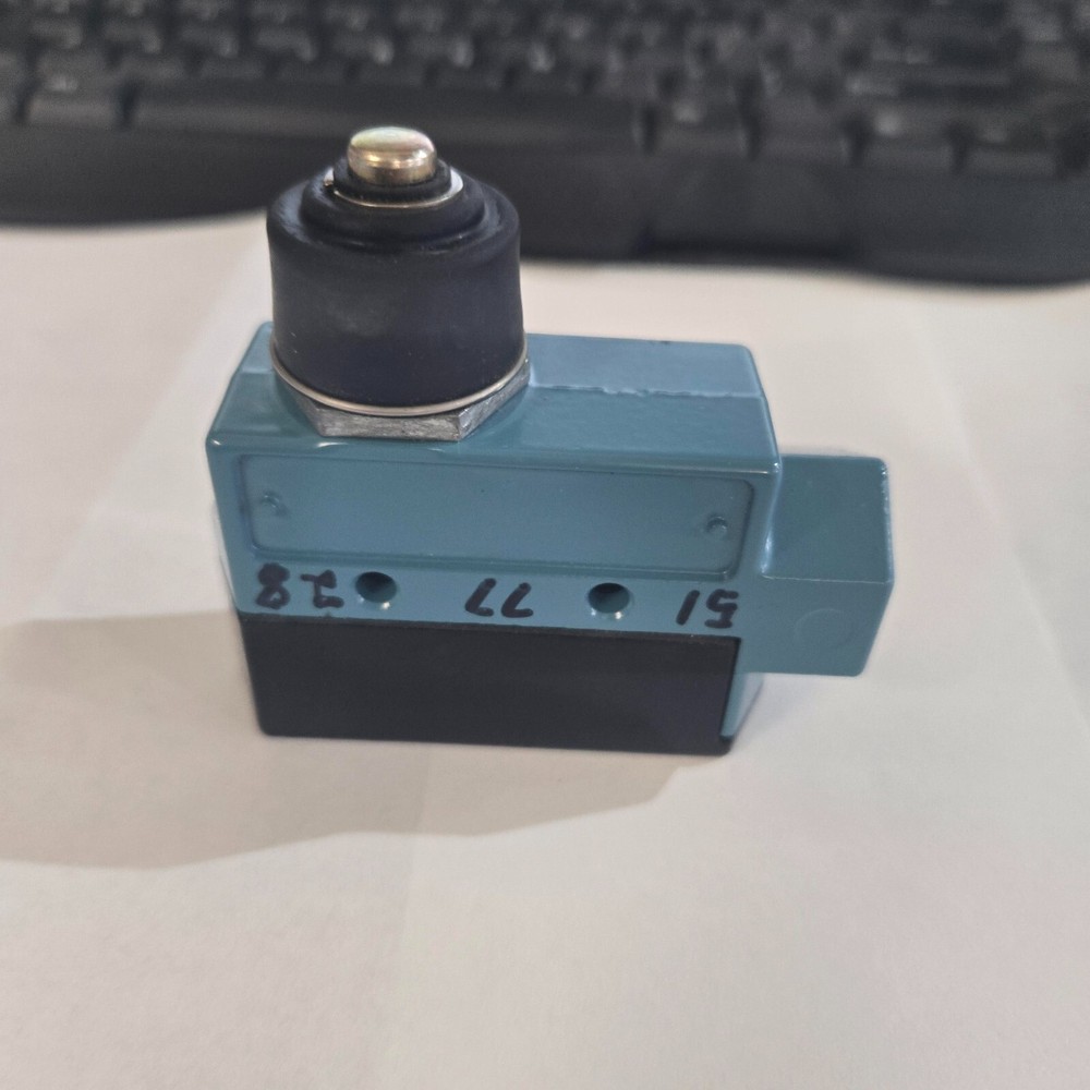 Honeywell Micro Switc BZE6-2RN