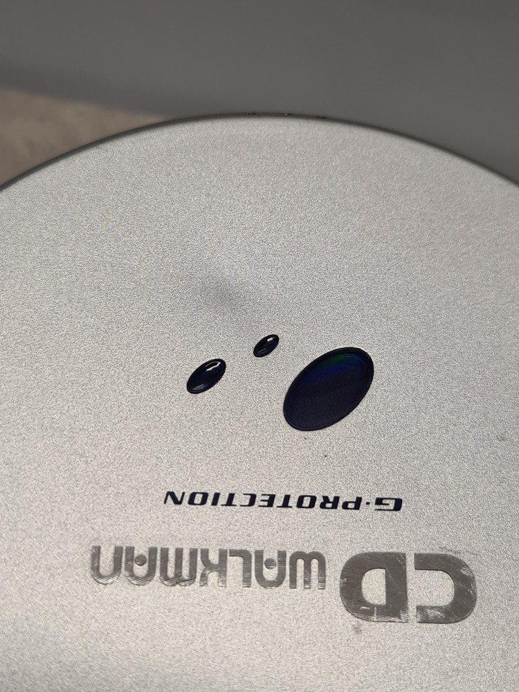 SONY Walkman D-EJ915 CD Player & Battery Case