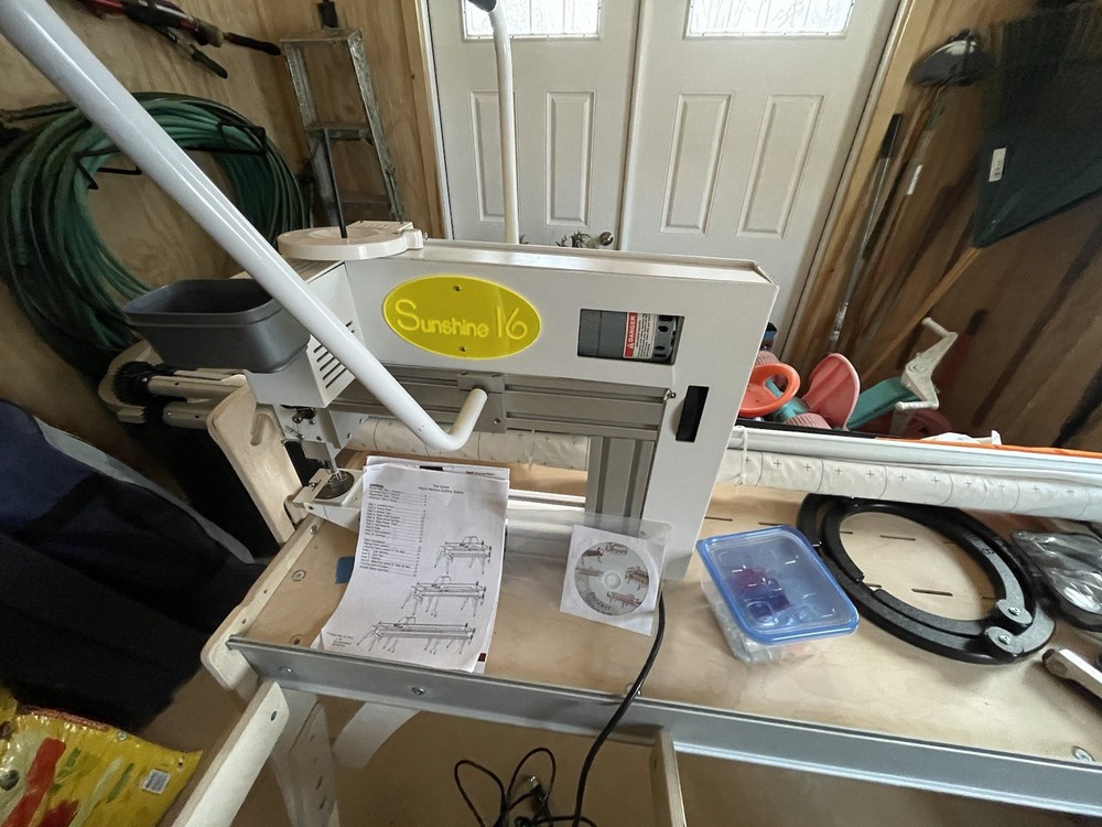 Complete Quilting Sewing Machine ( Sunshine 16)