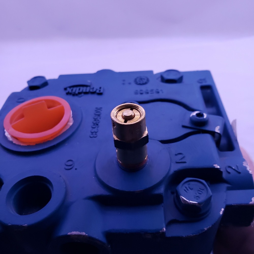 Bendix 5010806 BA-921 Air Brake Compressor