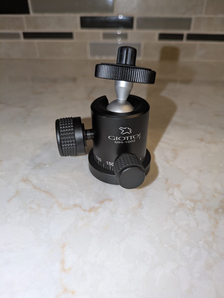 Giottos MH-1002 Compact Ball Head