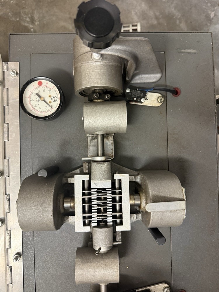 Eubanks Engineering Model 2670 Industrial Utility Wire Stripper Machine