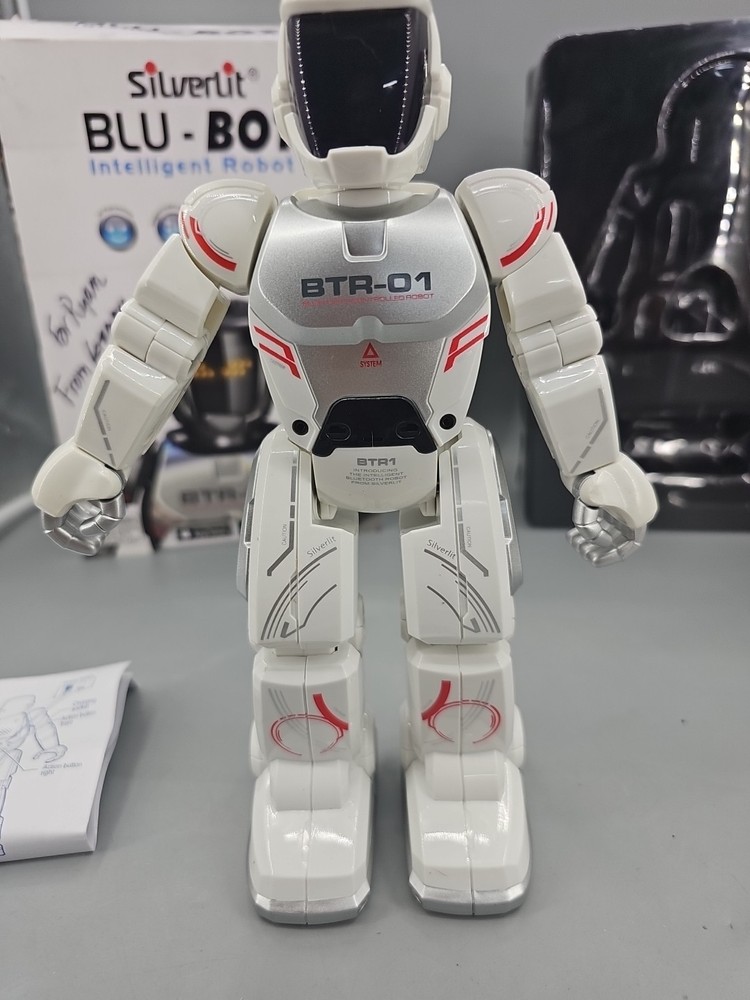 Silverlit Blu-Bot Intelligent Robot - Iphone Ipad Ipod Touch & Android Devices