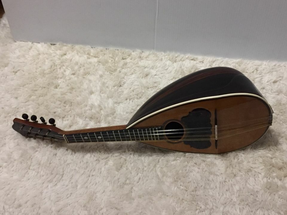 Early 1900's Victoria mandolin