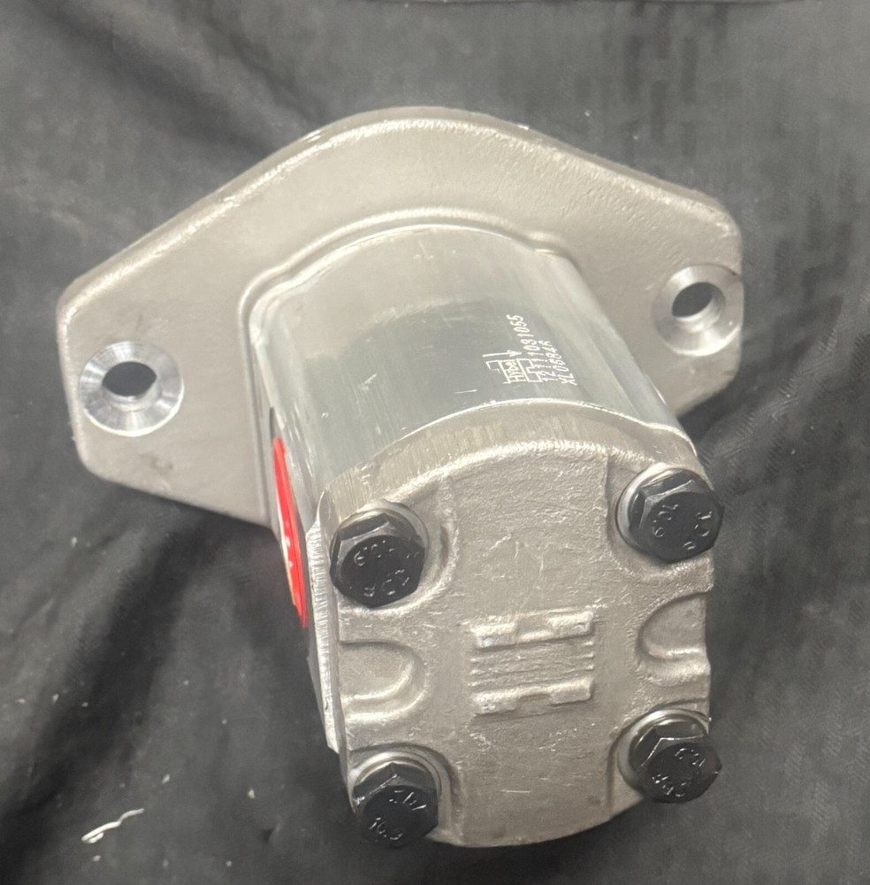 9727100700 HYDRAULIC PUMP