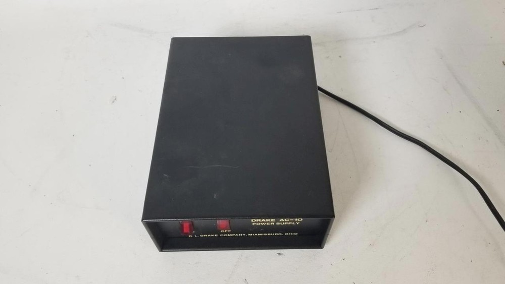 Drake AC-10 13 VDC Power Supply