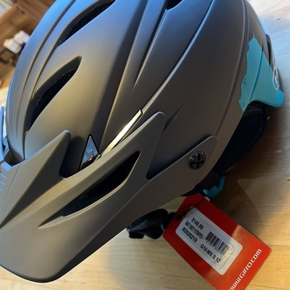 Ski Helmet Ladies Small adjustable Strap With Tags