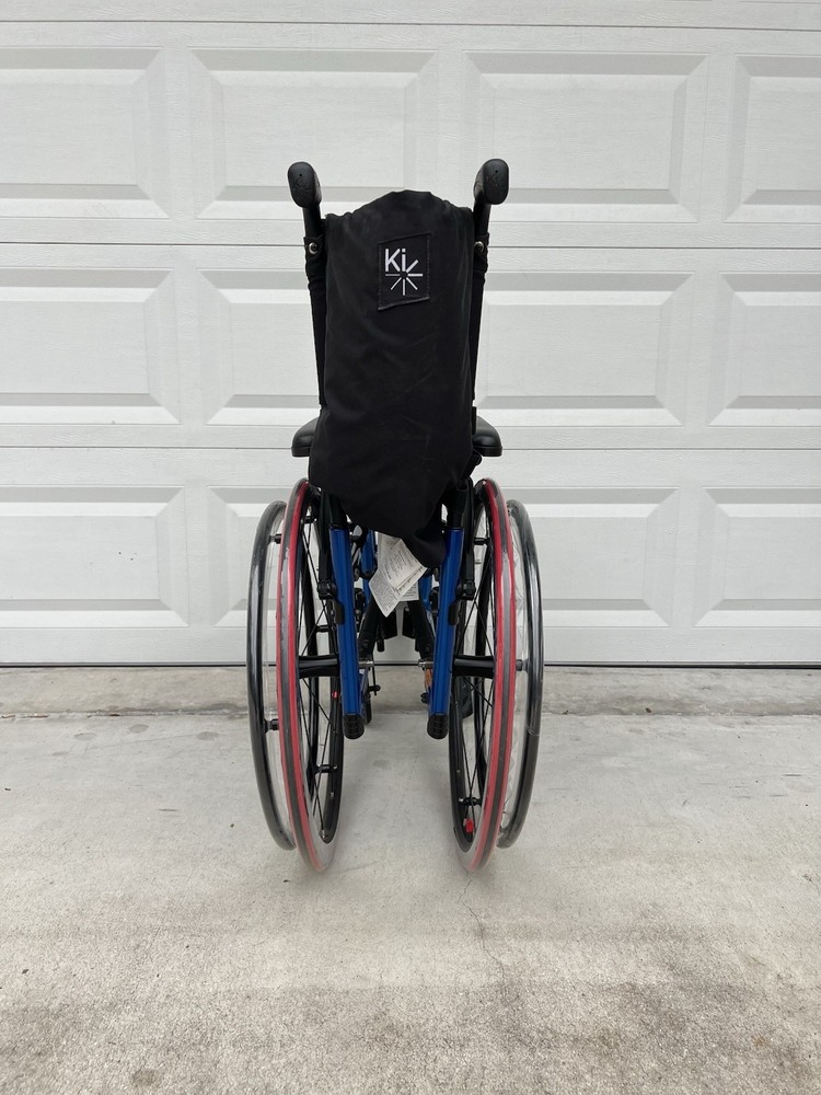 Ki Mobility Catalist 5VX Folding wheelchair