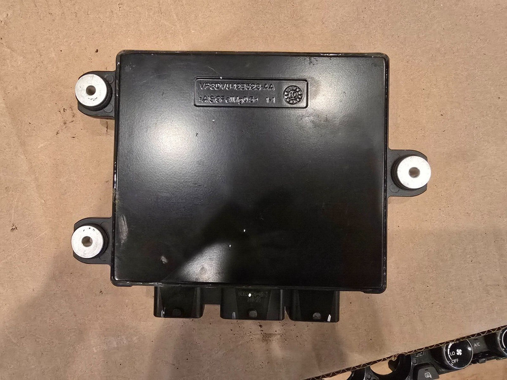 NEW EAGLE 5554-112-0904-F00-M FLASH ENGINE CONTROL MODULE. USED ECM