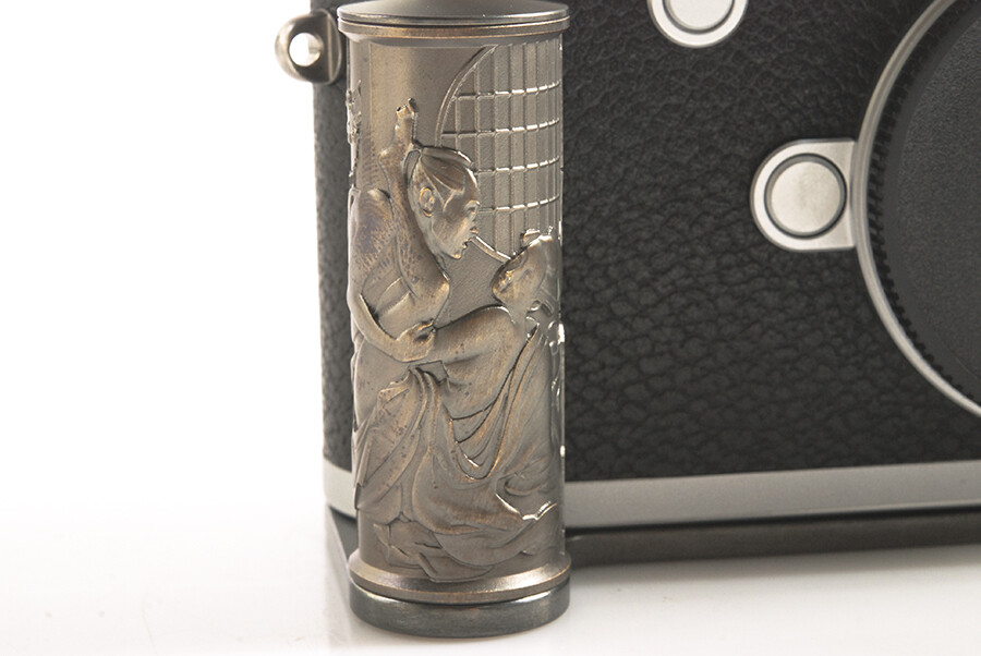 New Brass Hand Grip In Embossed Pattern For Leica M10