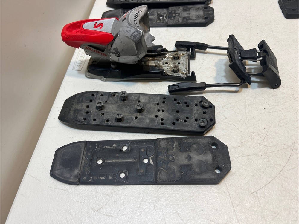 Downhill Ski Bindings Salomon 900S Spheric Poly Flex Snow Skiing - Bindings Only