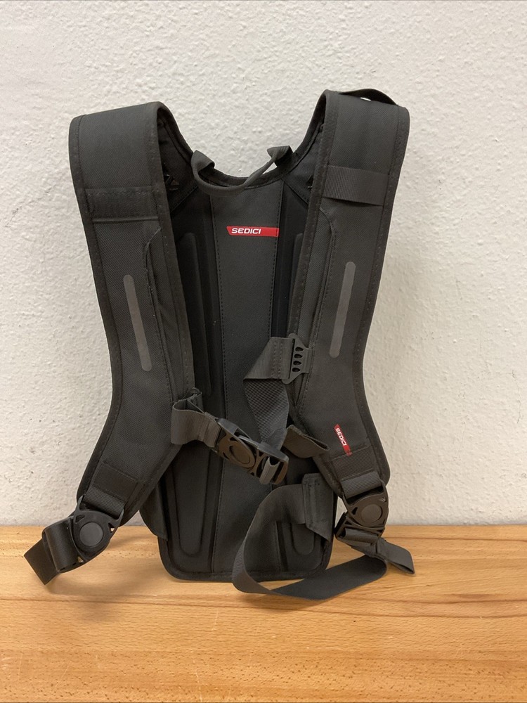 Sedici Acqua Hydration Backpack Black . .